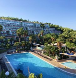 travel-product-img-11